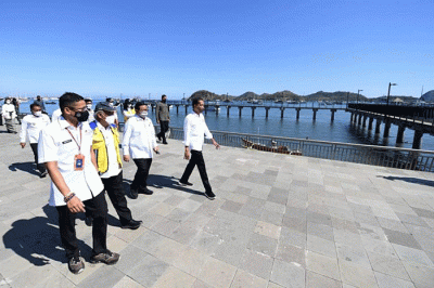 Presiden Joko Widodo mengatakan bahwa penataan kawasan tersebut bertujuan agar masyarakat sekitar bisa mendapatkan manfaat dari pariwisata di Labuan Bajo.