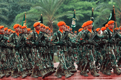 Kunjungan kehormatan Kepala Staf Gabungan Amerika Serikat (AS) Jenderal Mark Milley di Markas Besar TNI, Cilangkap, Jakarta, Minggu (24/7/2022).