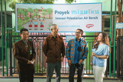 Peresmian fasilitas pengolahan limbah air di SD Islam PB Soedirman, Cijantung, Jakarta Timur, Senin (25/7/2022).