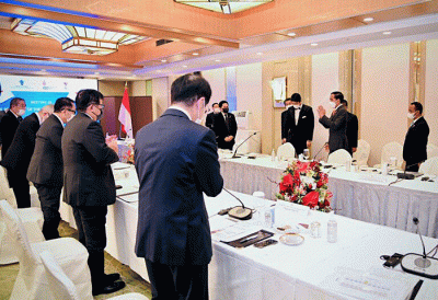 Presiden Joko Widodo bertemu dengan sejumlah CEO perusahaan Jepang di Imperial Hotel, Tokyo, Jepang, Rabu (27/7/2022).