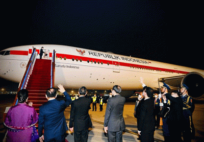 Presiden Joko Widodo dan Ibu Iriana beserta delegasi bertolak menuju Tokyo, Jepang.