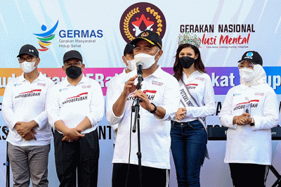 Gerak Jalan Bersama dan Membudayakan Gerakan Masyarakat Hidup Sehat (Germas) di kawasan Tugu Monas, Jakarta Jumat (29/7/2022).