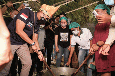 Menteri Pariwisata dan Ekonomi Kreatif (Menparekraf) Sandiaga Salahuddin Uno kembali berkeliling Nusantara dalam ajang Anugerah Desa Wisata Indonesia 2022.