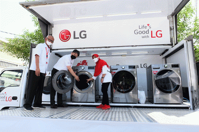Kegiatan Mencuci Sehat Bersama LG di Jakarta, Kamis (11/8/2022).