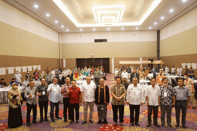 Forum group discussion (FGD) yang dihadiri sejumlah pakar dan akademisi di Hotel Claro, Makassar, Kamis (11/8/2022).