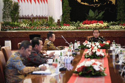 Presiden Joko Widodo melakukan pertemuan dengan para pimpinan lembaga negara di Istana Negara, Jakarta, Jumat (12/8/2022).