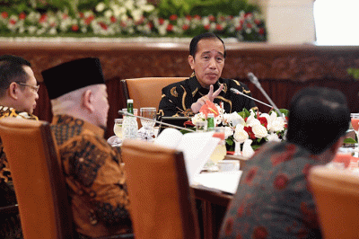 Presiden Joko Widodo melakukan pertemuan dengan para pimpinan lembaga negara di Istana Negara, Jakarta, Jumat (12/8/2022).