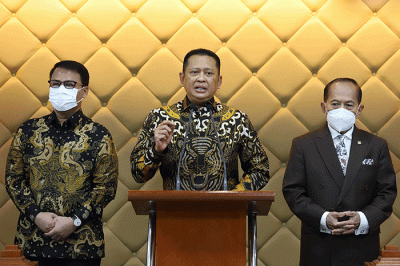 Keterangan pers tentang persiapan Sidang Tahunan MPR di Kompleks Parlemen, Senayan, Jakarta, Senin (15/8/2022).