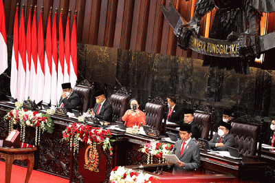 Presiden Joko Widodo menyampaikan pidato pengantar RUU APBN tahun anggaran 2023 beserta nota keuangannya pada rapat Paripurna DPR.