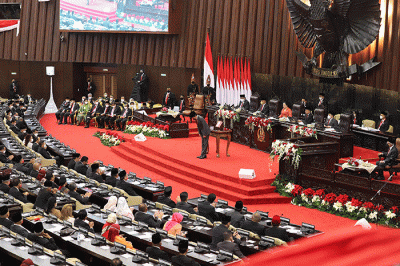 Presiden Joko Widodo menyampaikan pidato pengantar RUU APBN tahun anggaran 2023 beserta nota keuangannya pada rapat Paripurna DPR.