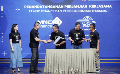 Penandatanganan Perjanjian Kerja sama PT MNC Finance dan PT Pos Indonesia (Persero) di Jakarta, Kamis (18/8/2022).