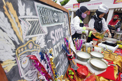 Festival Kuliner Nusantara 2022 bertajuk “Satukan Ragam Soto Nusantara (SATU RASA) di Jakarta Timur, Sabtu (20/8/2022).