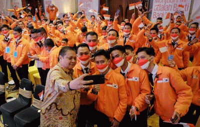 Menko Airlangga Hartarto saat menyampaikan motivational speech dalam acara Pelepasan Pekerja Migran Indonesia Program G to G Korea Selatan.