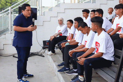 Dengan program ini diharapkan dapat menginspirasi para talenta muda untuk menjadi versi terbaik mereka dalam olahraga sepak bola.