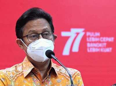 Menko bidang Perekonomian Airlangga Hartarto dalam keterangannya usai melakukan rapat terbatas yang dipimpin oleh Presiden Joko Widodo di Istana Merdeka.