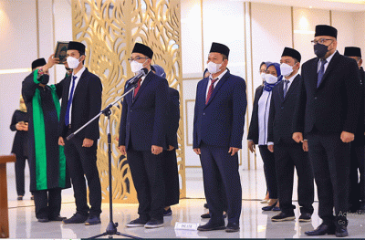 Menteri Ketenagakerjaan Ida Fauziyah melantik 60 pejabat yang terdiri atas pejabat tinggi pratama, administrator, dan pengawas.