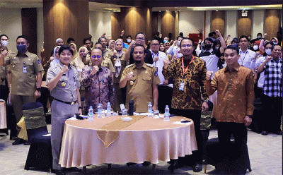 Kementerian Ketenagakerjaan bekerja sama dengan Dinas Tenaga Kerja dan Transmigrasi Sulawesi Selatan menggelar Job Fair.