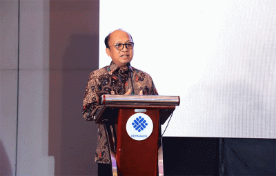 Kementerian Ketenagakerjaan bekerja sama dengan Dinas Tenaga Kerja dan Transmigrasi Sulawesi Selatan menggelar Job Fair.