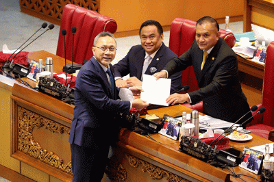 Rapat paripurna DPR ke-3 masa persidangan I tahun 2022-2023 di kompleks Parlemen, Senayan, Jakarta, Selasa (30/8/2022).