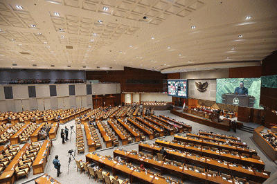Rapat paripurna DPR ke-3 masa persidangan I tahun 2022-2023 di kompleks Parlemen, Senayan, Jakarta, Selasa (30/8/2022).