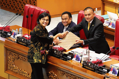 Menteri Keuangan Sri Mulyani saat rapat paripurna DPR ke-3 masa persidangan I tahun 2022-2023 di kompleks Parlemen, Senayan, Jakarta, Selasa (30/8/2022).