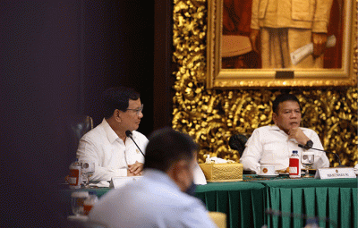 Menteri Pertahanan Prabowo Subianto menerima perwakilan holding industri pertahanan DEFEND ID.