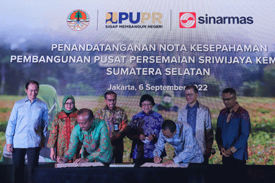 Penandatanganan Nota Kesepahaman Pembangunan Pusat Persemaian Sriwijaya Kemampo Sumatera Selatan di Jakarta, Selasa (6/9/2022).