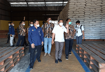 Menurut Arief, sinergi NFA dengan Kementerian BUMN yang paling intens adalah terkait stabilisasi pasokan dan harga.