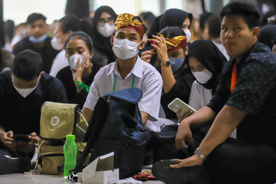 Ratusan mahasiswa baru saat mengikuti kegiatan masa Orientasi Studi Mahasiswa Baru (OSMARU) di Universitas Sahid (USAHID) Jakarta, Kamis (8/9/2022).
