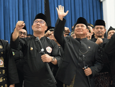 Pelantikan Pengurus Ikatan Pencak Silat Indonesia (IPSI) Provinsi Jawa Barat pada Senin, 12 September 2022 diwarnai aksi berbalas pantun.