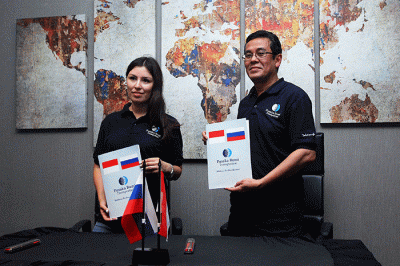 PT Pusaka Bumi Transportasi bersama Chetra Rusia berencana akan mendirikan pabrik perakitan buldoser di Indonesia.