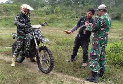 Motor listrik ini juga memiliki kemampuan pengisi daya cepat dua jam (1200 W) dan daya tempuh sejauh 80an kilometer.
