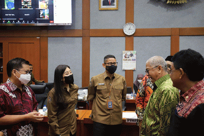 Rapat kerja bersama Komisi X DPR di Kompleks Parlemen, Senayan, Jakarta, Rabu (21/9/2022).