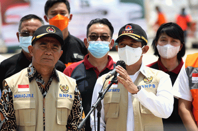 Presiden Joko Widodo secara resmi melepaskan bantuan kemanusiaan dari pemerintah Indonesia kepada korban bencana banjir dan tanah longsor di Pakistan.