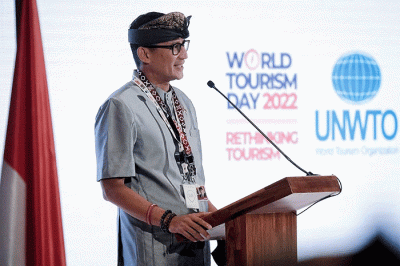 Menparekraf Sandiaga Salahuddin Uno saat memberikan sambutan dalam World Tourism Day 2022 di Grand Hyatt Bali, Nusa Dua, Selasa (27/9/2022).