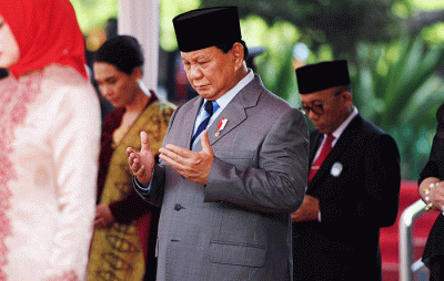 Menteri Pertahanan Prabowo Subianto berbicara soal kesaktian Pancasila yang menjadi dasar NKRI di mana hadirnya Pancasila menyatukan Indonesia.