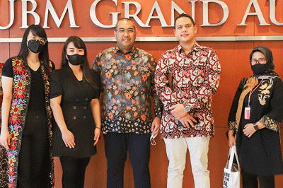 Pembukaan The 8th National Investment Day di Kampus UBM, Jakarta, Senin (3/10/2022).