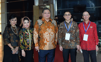 Menteri Koordinator Bidang Perekonomian Airlangga Hartarto saat acara Gerakan Nasional Kemitraan Inklusif Untuk UMKM Naik Kelas, Senin (3/10/2022).