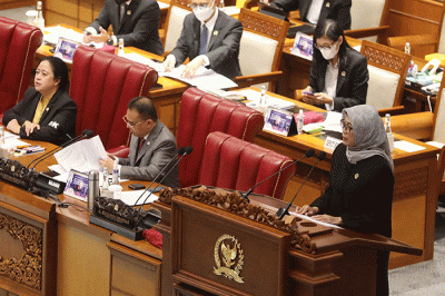 Rapat Paripurna DPR Ke-8 Masa Persidangan I Tahun Sidang 2022-2023 di Kompleks Parlemen, Senayan, Jakarta, Selasa (4/10/2022).