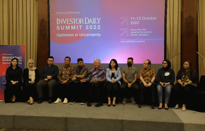 Keterangan pers terkait penyelenggaraan Investor Daily Summit 2022 di Jakarta, Senin (3/10/2022).