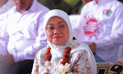 Menteri Ketenagakerjaan Ida Fauziyah saat meresmikan BLK Komunitas di Pesantren Tanwiriyyah Cianjur, Jawa Barat, Selasa (4/10/2022).