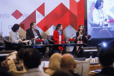Managing Director Vision+ Clarissa Tanoesoedibjo (kanan) menjadi pembicara membahas konten yang ada pada Vision+ dalam acara Indonesia in View 2022.