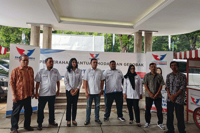 Penyerahan bantuan modal dan gerobak di Kantor DPP Partai Perindo, Menteng, Jakarta Pusat, Jumat (7/10/2022).