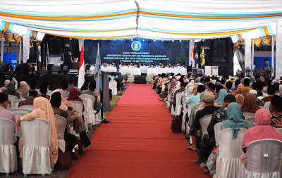 Orasi Ilmiah pada Wisuda Sarjana (S1) ke-31 dan Pascasarjana ke-20 Universitas Hasyim Asy'ari Tebuireng Jombang, Jawa Timur, Minggu (9/10/2022).