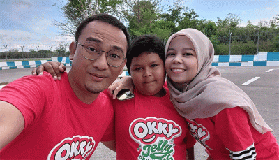 Seperti diketahui, video seorang anak laki-laki yang kebetulan mengenakan kaos merah dengan logo Okky sempat beredar di media sosial.