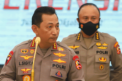 Teddy akan diperiksa lebih lanjut oleh Propam Polri terkait dugaan pelanggaran etik dengan ancaman pemecatan, serta diproses secara pidana.