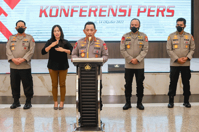 Teddy akan diperiksa lebih lanjut oleh Propam Polri terkait dugaan pelanggaran etik dengan ancaman pemecatan, serta diproses secara pidana.