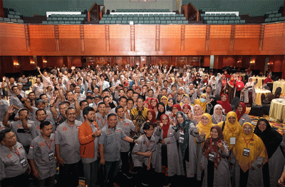 Presidensial Summit Genpro 2022 'Meningkatkan Peluang Bisnis Pariwisata dan Ekonomi Kreatif Daerah Pasca Pandemi' di Bidakara.