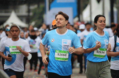 Menparekraf Sandiaga Uno saat menghadiri Jakarta Marathon 2022 di Jakarta, Minggu (16/10/2022).