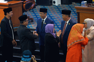 Penjabat (Pj) Gubernur DKI Jakarta Heru Budi Hartono saat menghadiri rapat paripurna DPRD DKI Jakarta di ruang Rapat Paripurna DPRD DKI Jakarta.